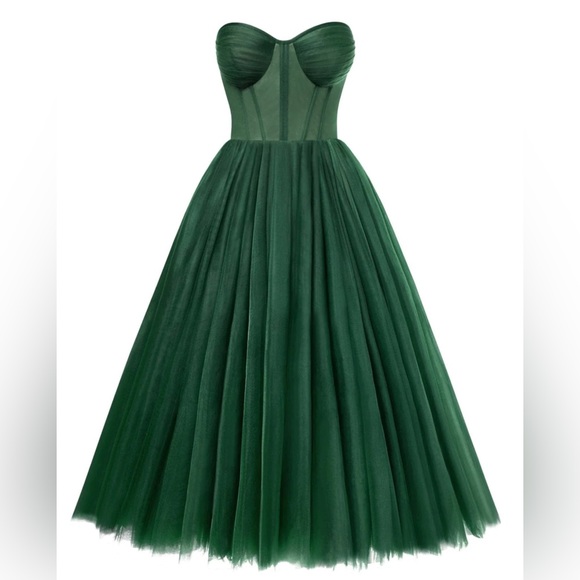 Milla Dresses & Skirts - Emerald Green Strapless Puffy Midi Tulle Dress by Milla